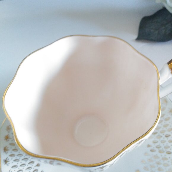 Queen Anne Bone China Tea Cup Pink Gold - Picture 15 of 16